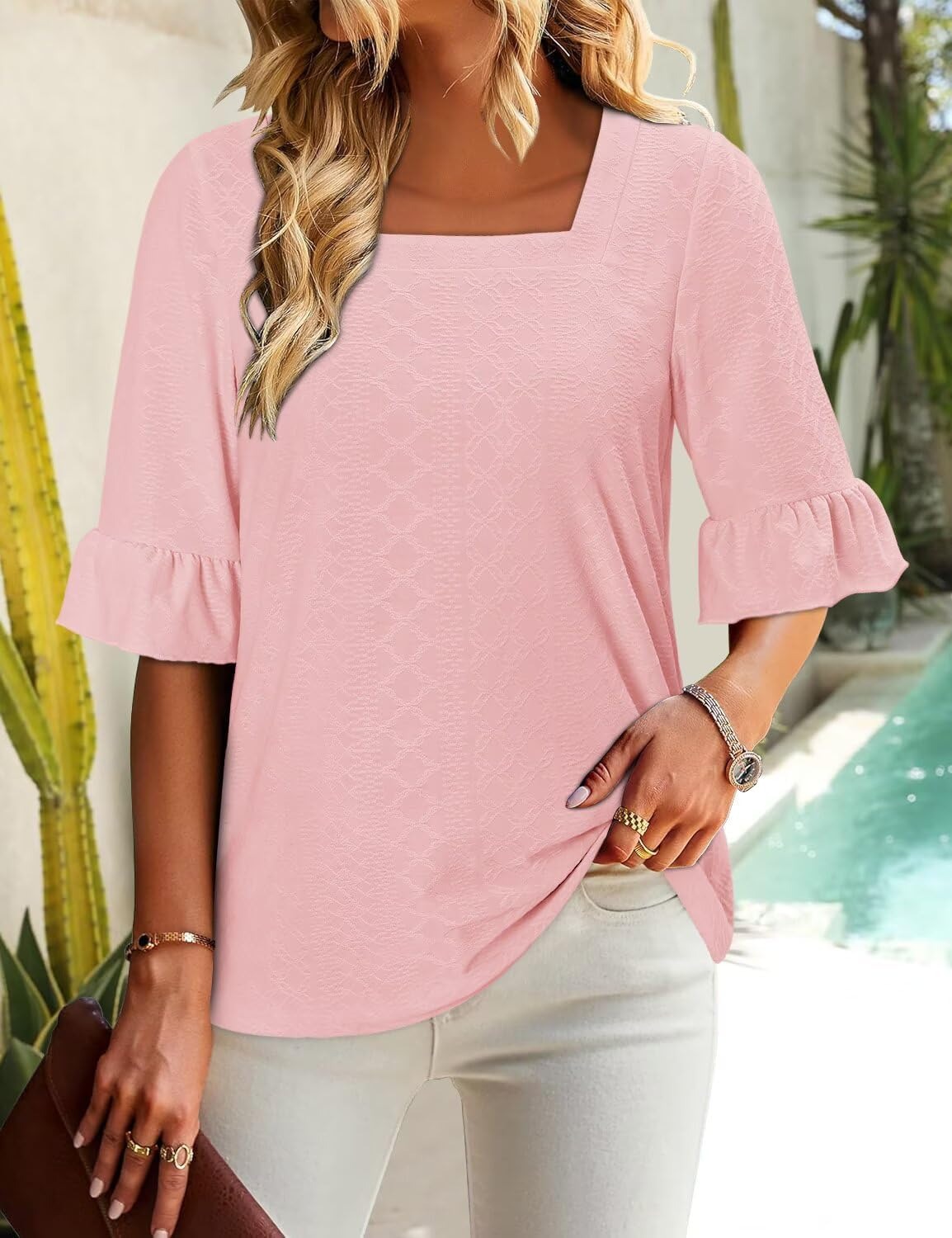 Top da donna a maniche corte con ruches